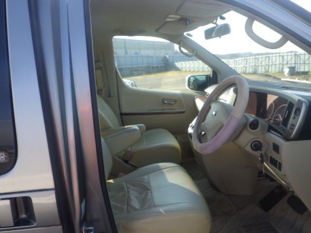 Used Nissan Elgrand 2006 for sale - 76652787: Photo 7