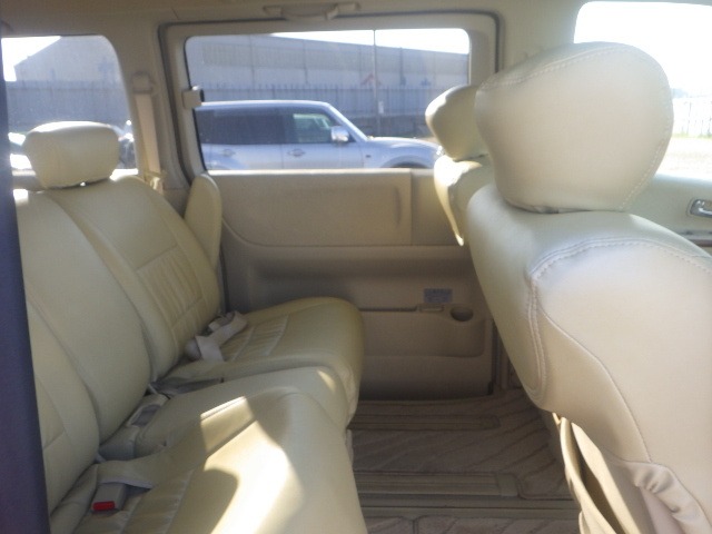 Used Nissan Elgrand 2006 for sale - 76652787: Photo 8