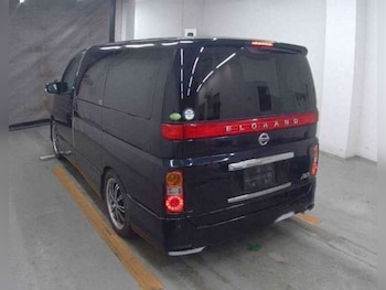 Used Nissan Elgrand 2009 for sale - 79041969: Photo