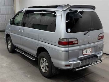 Used Mitsubishi Delica 2005 for sale - 79068260: Photo