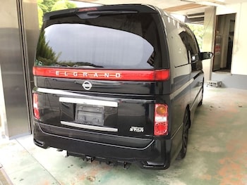 Used Nissan Elgrand 2007 for sale - 76045521: Photo