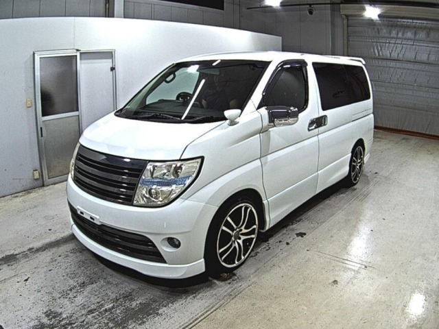 Used Nissan Elgrand 2009 for sale - 76363112: Photo 1