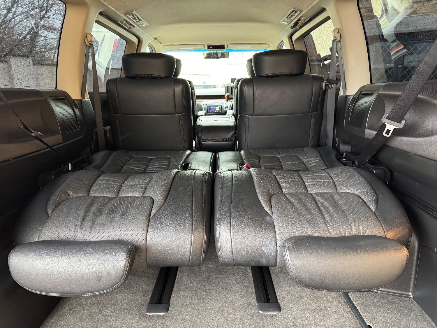 Used Nissan Elgrand 2009 for sale - 76363112: Photo 14