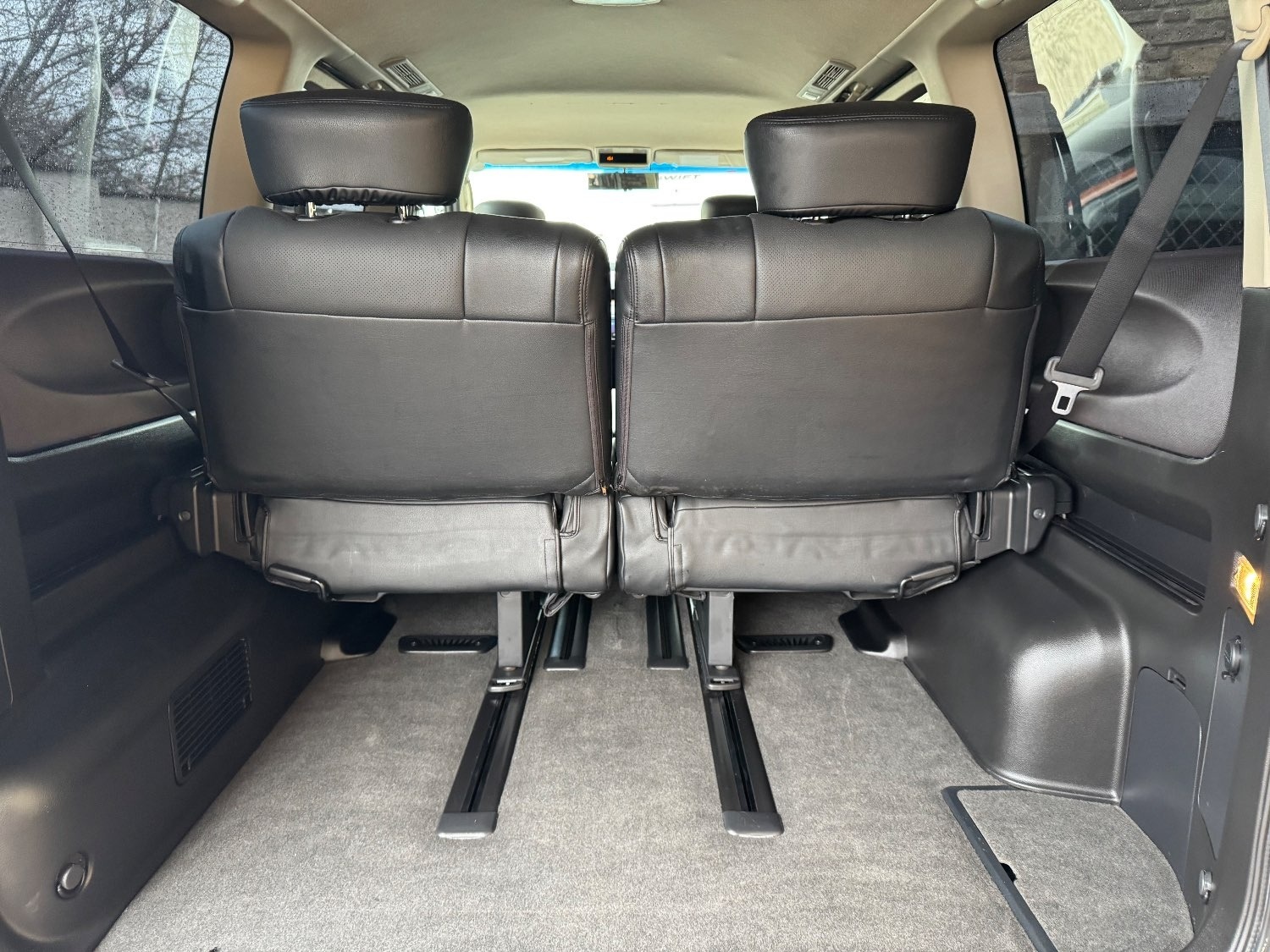 Used Nissan Elgrand 2009 for sale - 76363112: Photo 17