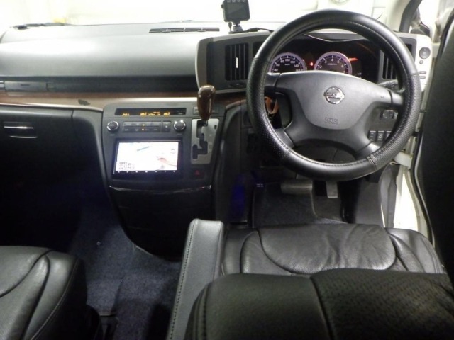 Used Nissan Elgrand 2009 for sale - 76363112: Photo 5