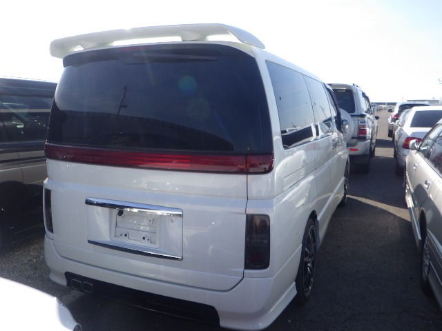 Used Nissan Elgrand 2009 for sale - 76363112: Photo 6
