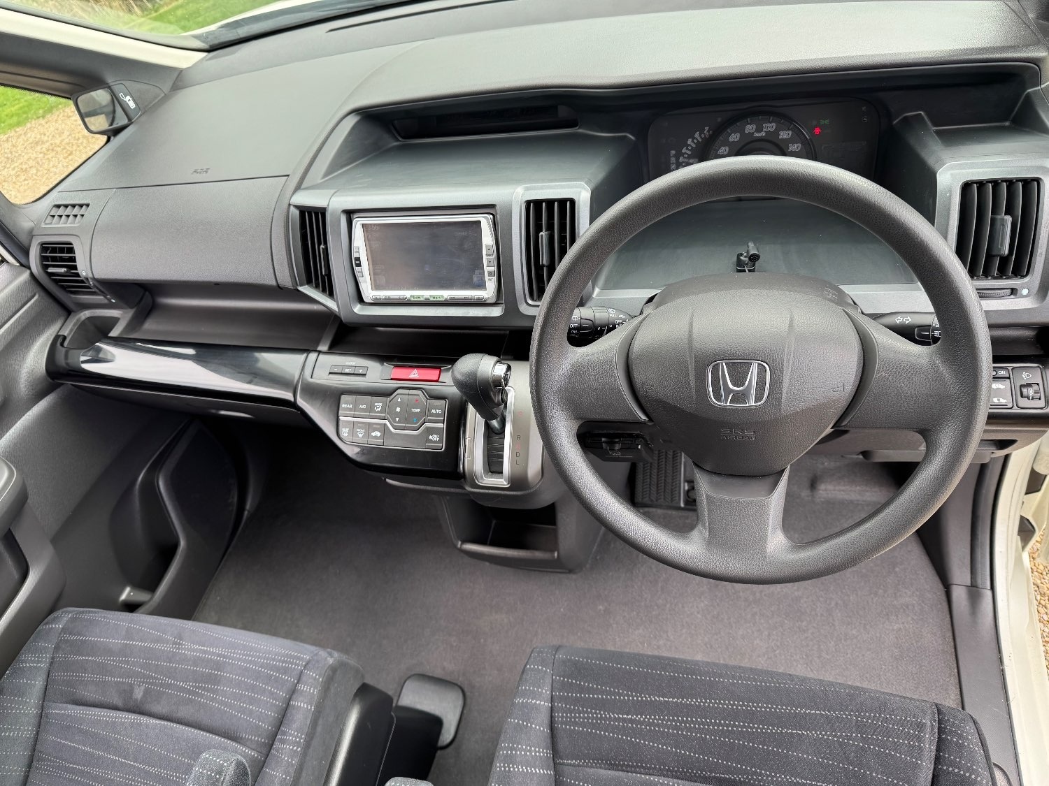 Used Honda Stepwagon 2010 for sale - 76045768: Photo 13