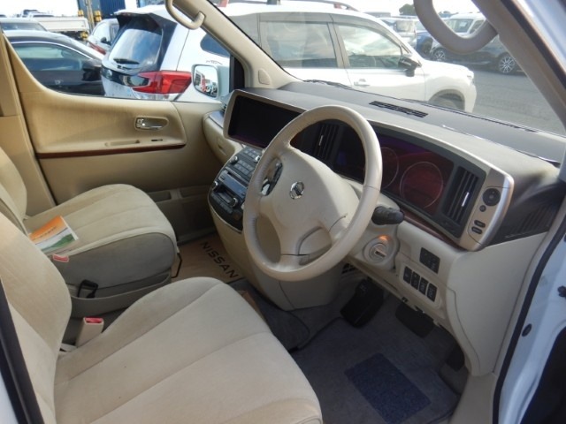Used Nissan Elgrand 2005 for sale - 76004787: Photo 11