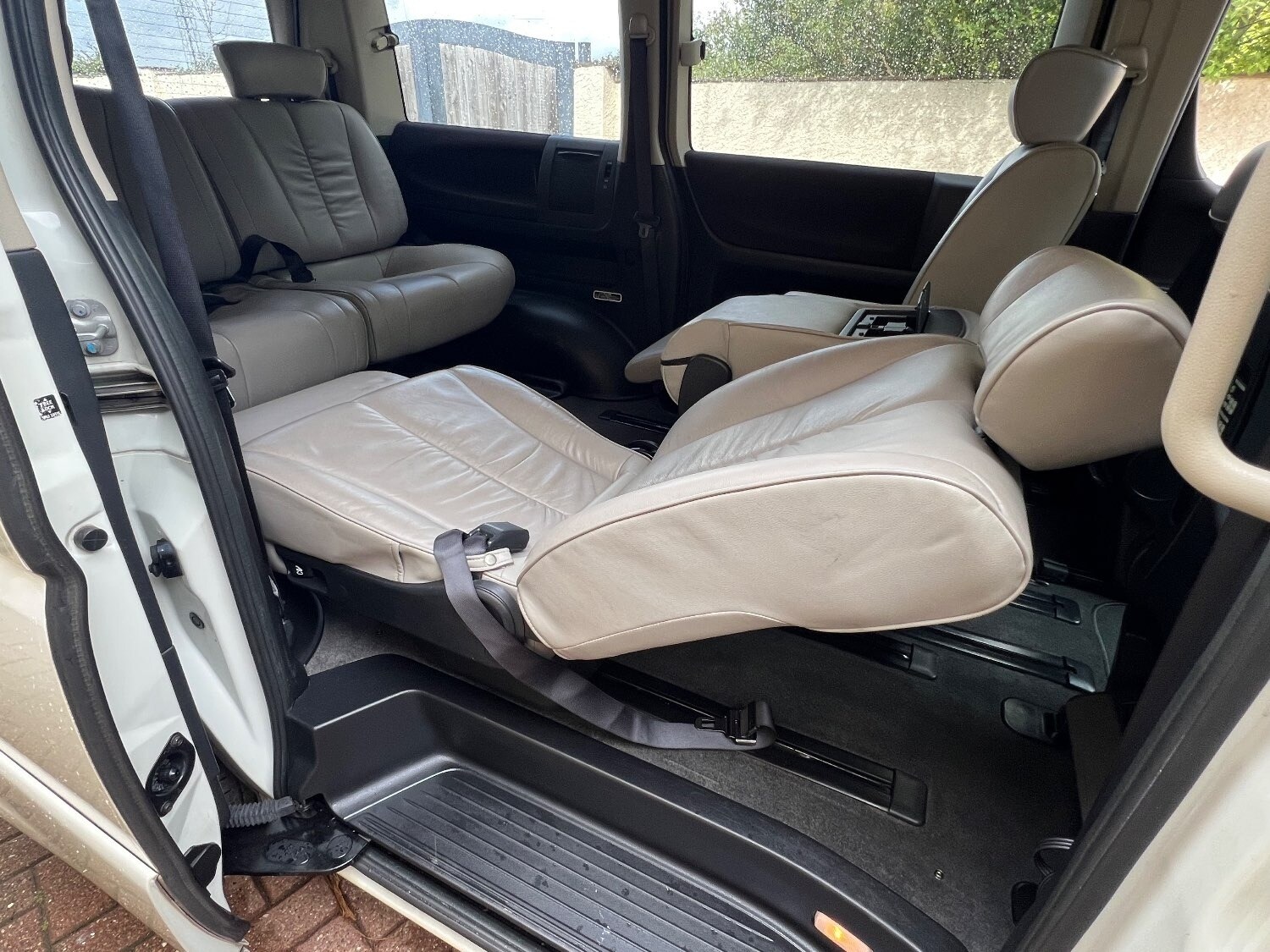 Used Nissan Elgrand 2007 for sale - 74703415: Photo 14