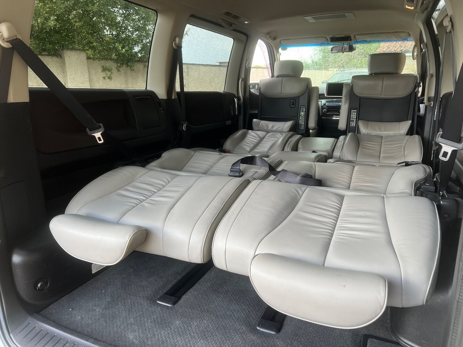Used Nissan Elgrand 2007 for sale - 74703415: Photo 15