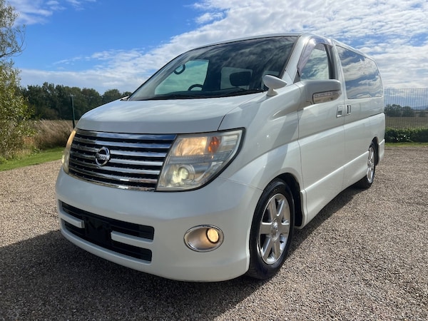 Used Nissan Elgrand 2007 for sale - 74703415: Photo 1