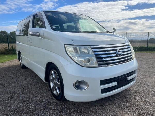 Used Nissan Elgrand 2007 for sale - 74703415: Photo 2