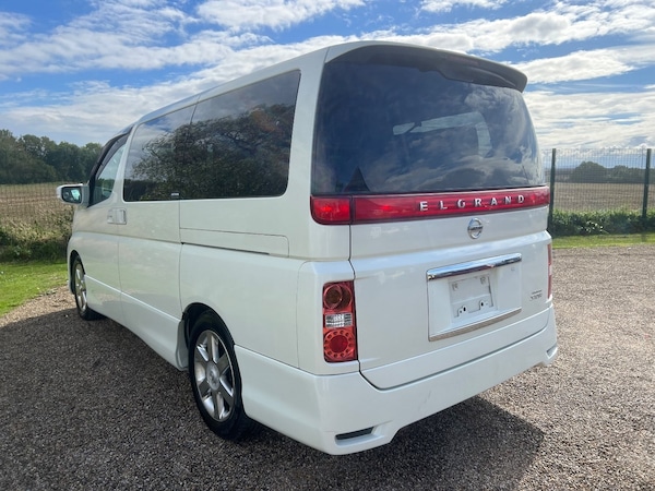 Used Nissan Elgrand 2007 for sale - 74703415: Photo 3