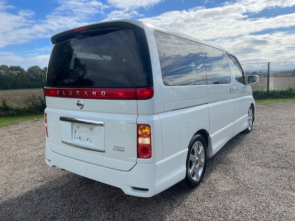 Used Nissan Elgrand 2007 for sale - 74703415: Photo 4
