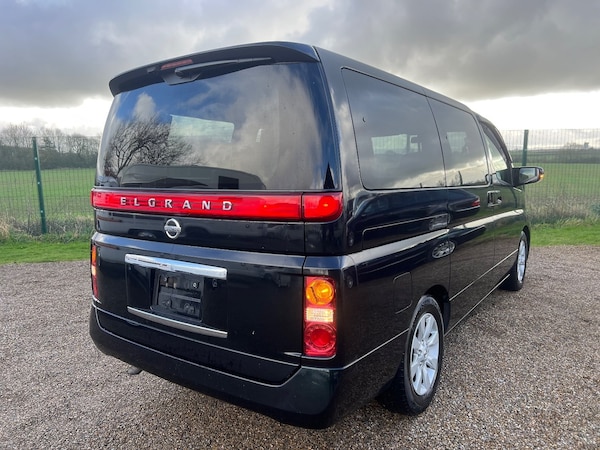 Used Nissan Elgrand 2008 for sale - 72950472: Photo 4