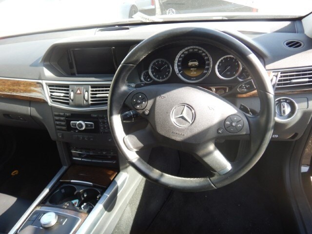 Used Mercedes-Benz E Class 2012 for sale - 77296904: Photo 10