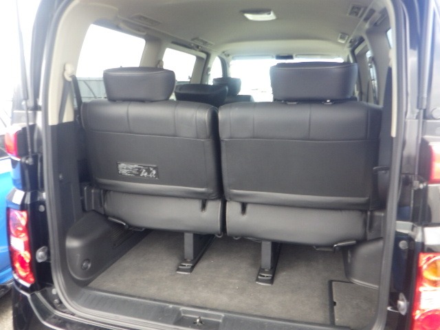 Used Nissan Elgrand 2009 for sale - 76207166: Photo 11