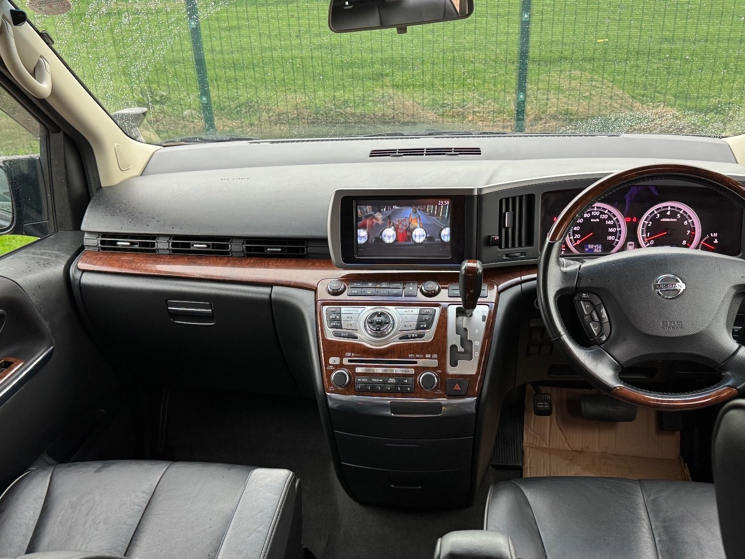 Used Nissan Elgrand 2009 for sale - 76207166: Photo 14