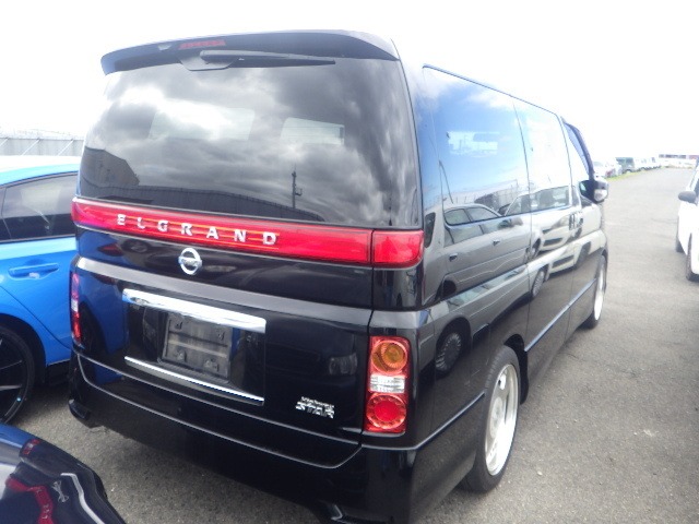 Used Nissan Elgrand 2009 for sale - 76207166: Photo 5