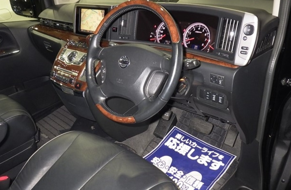 Used Nissan Elgrand 2009 for sale - 76207166: Photo 9