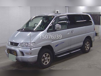 Used Mitsubishi Delica 2005 for sale - 77552618: Photo