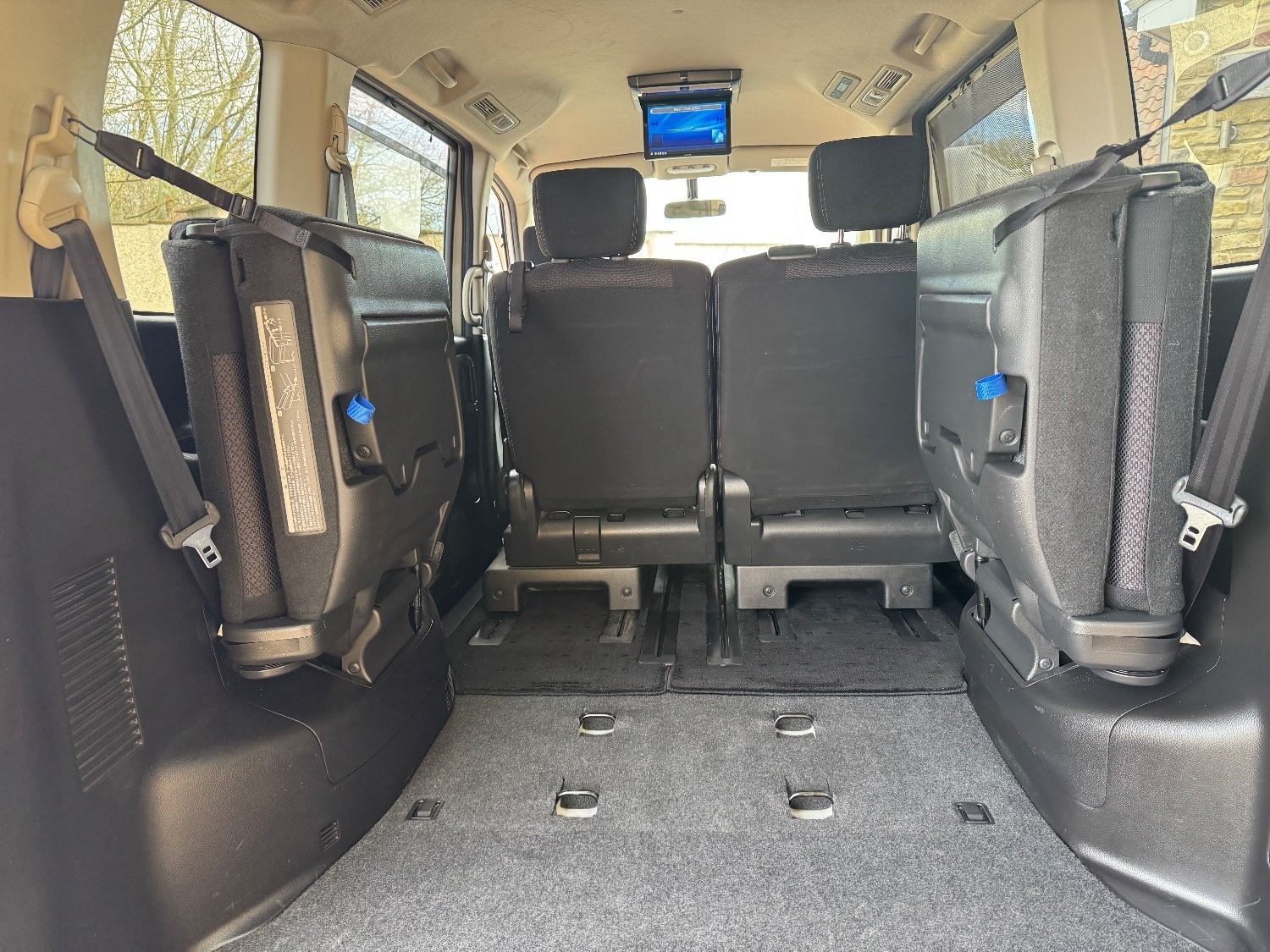 Used Nissan Serena 2013 for sale - 76192807: Photo 15