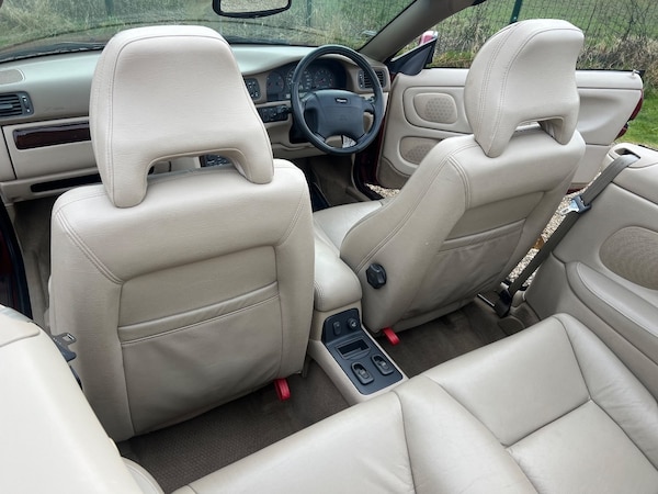 Used Volvo C70 2004 for sale - 72670263: Photo 12