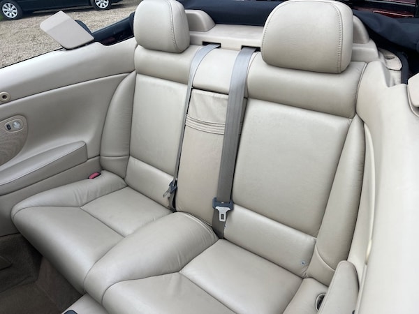 Used Volvo C70 2004 for sale - 72670263: Photo 8