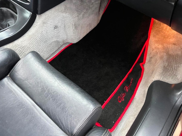 Used Alfa Romeo GTV 1997 for sale - 61981208: Photo 12