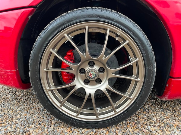 Used Alfa Romeo GTV 1997 for sale - 61981208: Photo 17