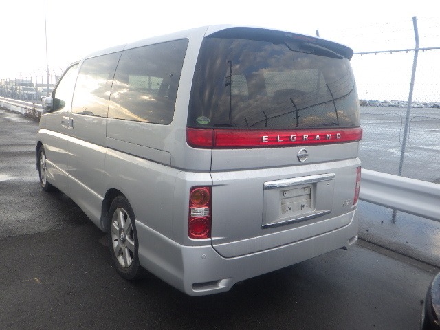 Used Nissan Elgrand 2007 for sale - 77155244: Photo 3