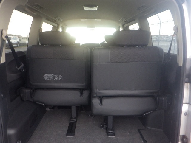 Used Nissan Elgrand 2007 for sale - 77155244: Photo 9