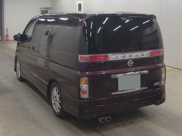 Used Nissan Elgrand 2008 for sale - 76064887: Photo 2