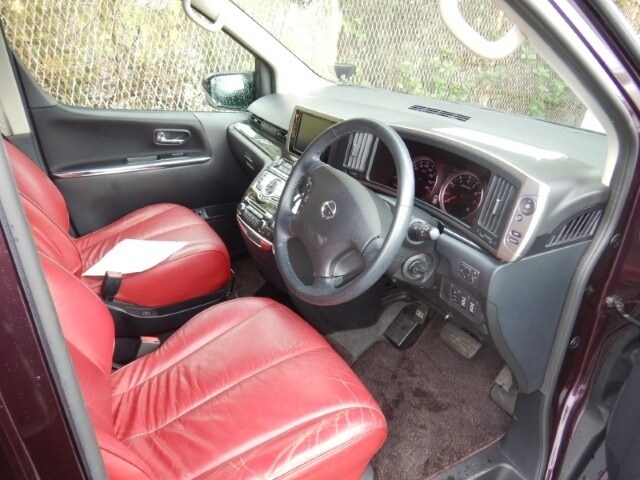 Used Nissan Elgrand 2008 for sale - 76064887: Photo 4