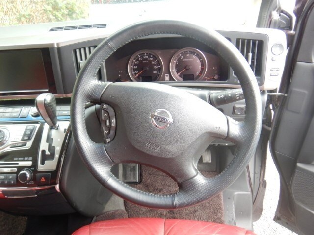 Used Nissan Elgrand 2008 for sale - 76064887: Photo 8