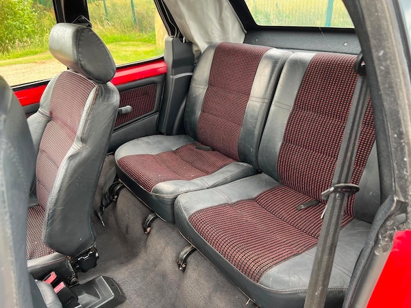 Used Peugeot 205 1995 for sale - 58833644: Photo 11