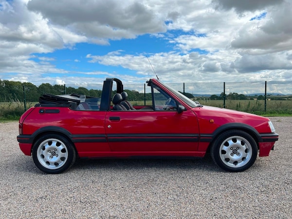 Used Peugeot 205 1995 for sale - 58833644: Photo 6