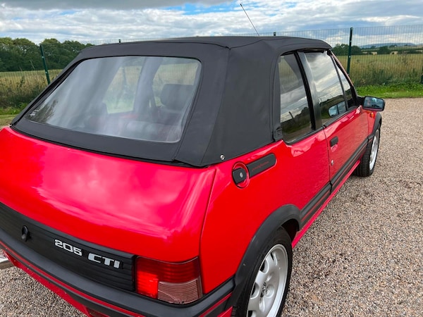 Used Peugeot 205 1995 for sale - 58833644: Photo 9