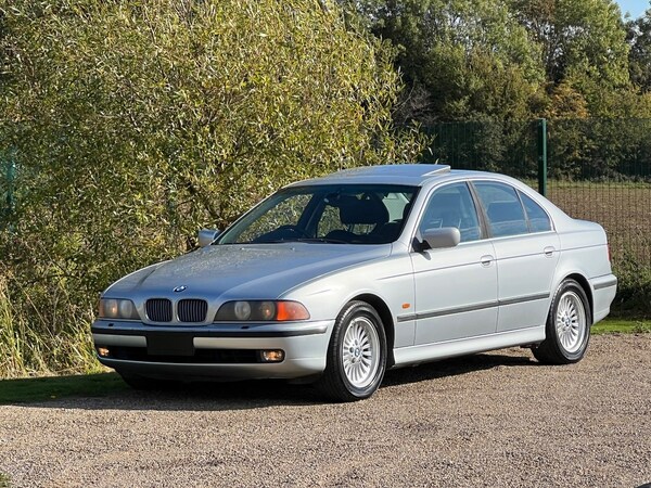 Used BMW 5 Series 2021 for sale - 58833724: Photo 1