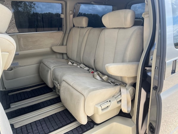 Used Nissan Elgrand 2010 for sale - 73950749: Photo 11