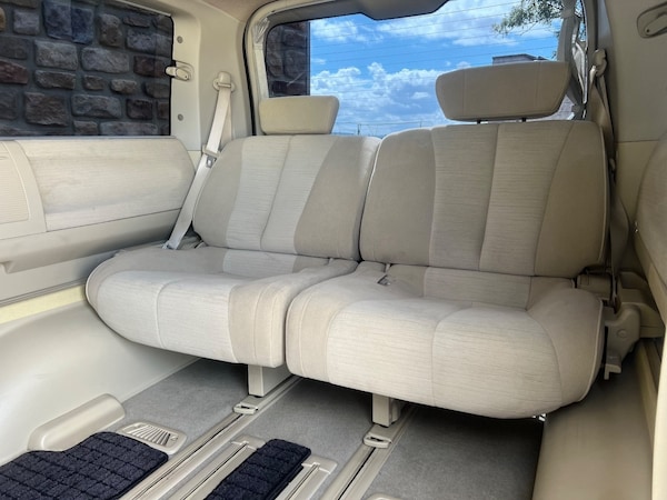 Used Nissan Elgrand 2010 for sale - 73950749: Photo 12