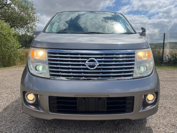 Used Nissan Elgrand 2010 for sale - 73950749: Photo 7