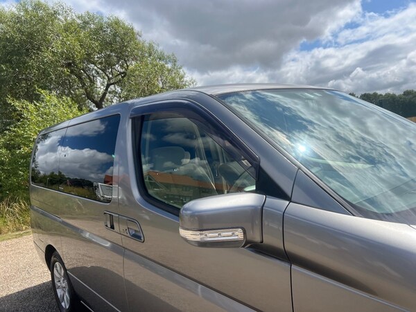 Used Nissan Elgrand 2010 for sale - 73950749: Photo 9