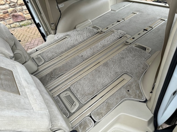 Used Nissan Elgrand 2006 for sale - 69197179: Photo 22