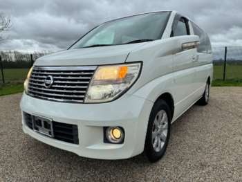 Used Nissan Elgrand 2006 for sale - 69197179: Photo