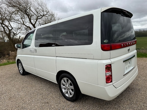 Used Nissan Elgrand 2006 for sale - 69197179: Photo 6