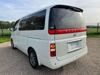 Used Nissan Elgrand 2005 for sale - 67757175: Photo