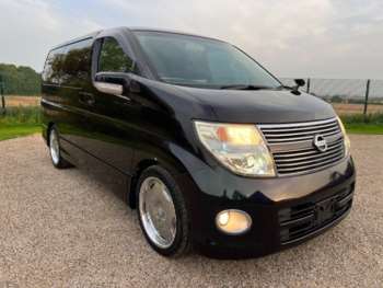 Used Nissan Elgrand 2008 for sale - 67319365: Photo