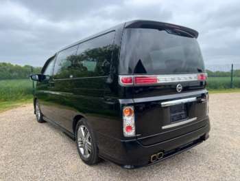 Used Nissan Elgrand 2008 for sale - 73546440: Photo