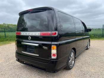 Used Nissan Elgrand 2008 for sale - 73546440: Photo